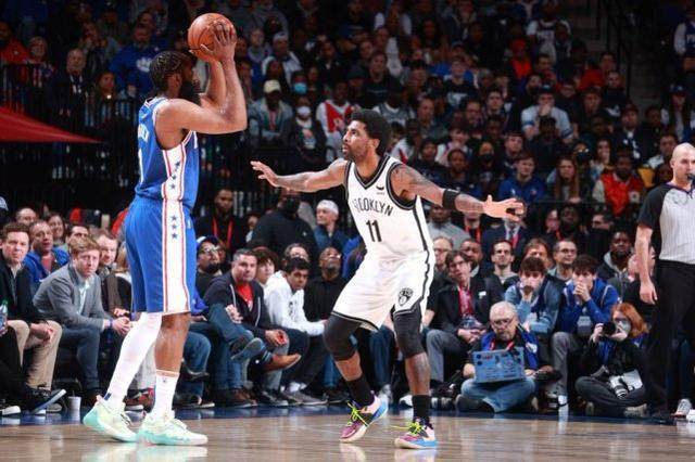 中国体育-连负东部豪强 76人结束蜜月期回归残酷现实世界