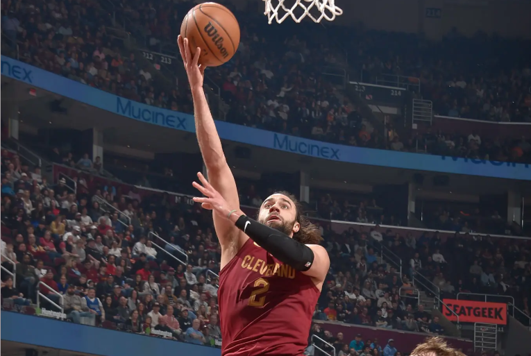 中国体育-惨败中的好消息！伤愈复出的骑士侧翼大将的状态看起来相当不错？